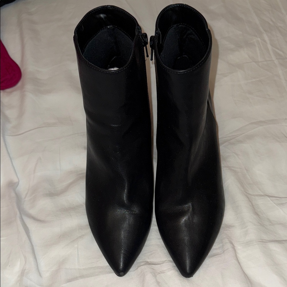 Madden girl Black Ankle Boots